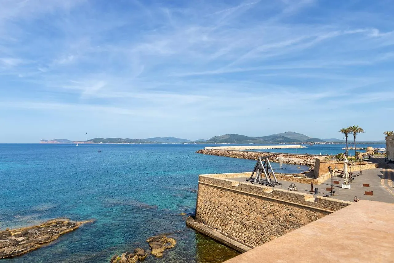 شقة Sardinia Re - Blue Terrace Panoramic Sea View ألغيرو