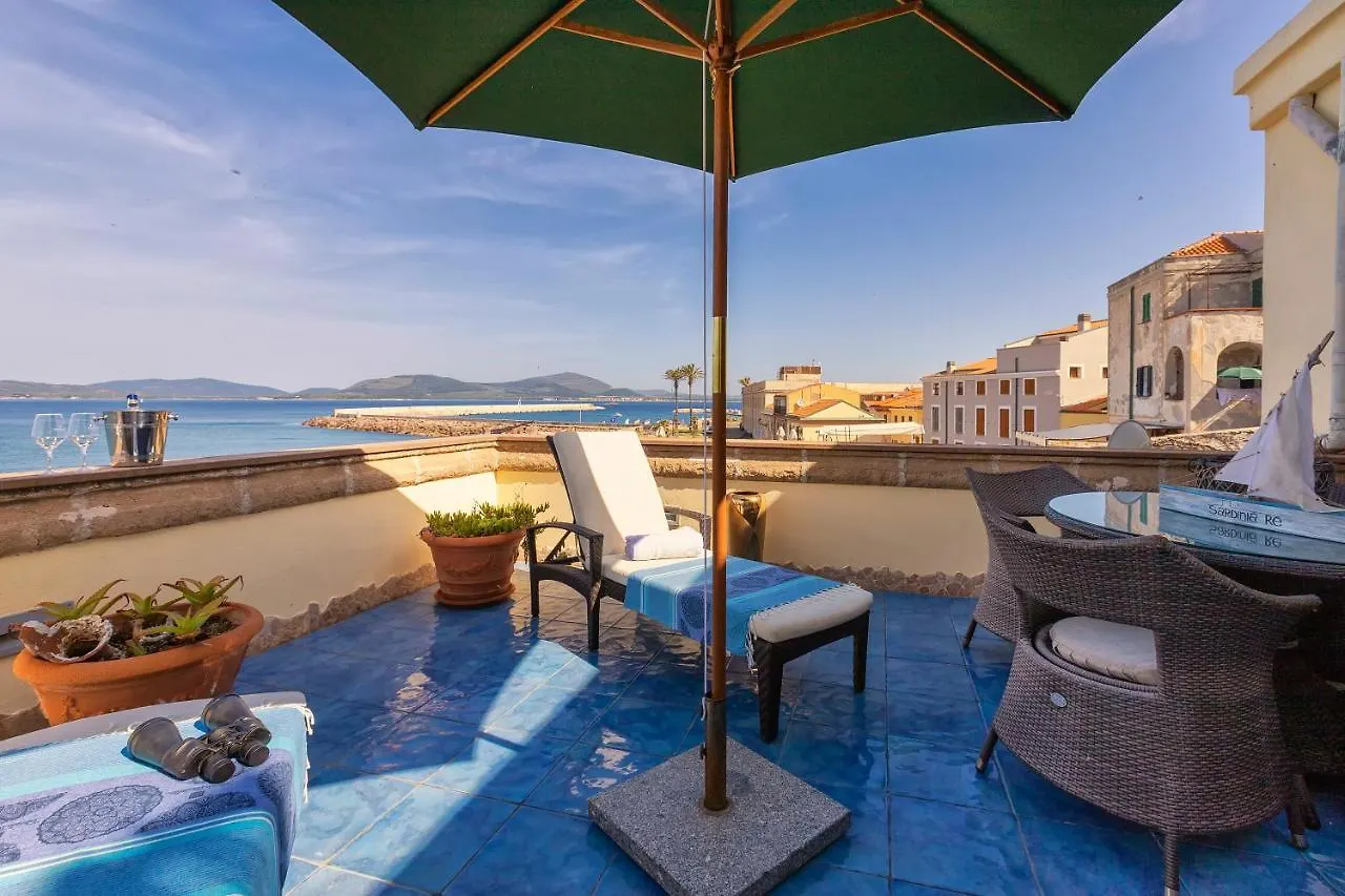 شقة Sardinia Re - Blue Terrace Panoramic Sea View ألغيرو
