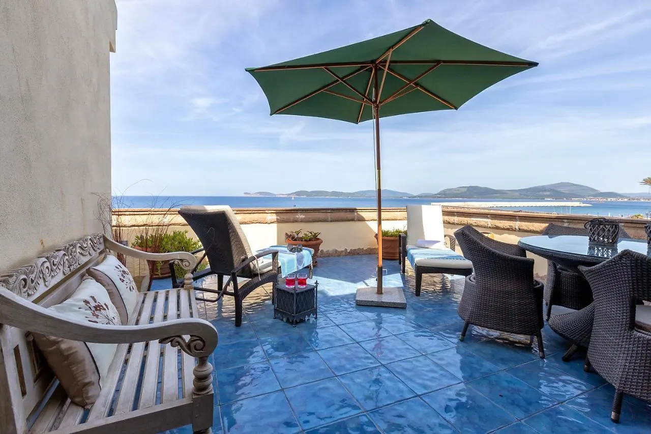 شقة Sardinia Re - Blue Terrace Panoramic Sea View ألغيرو