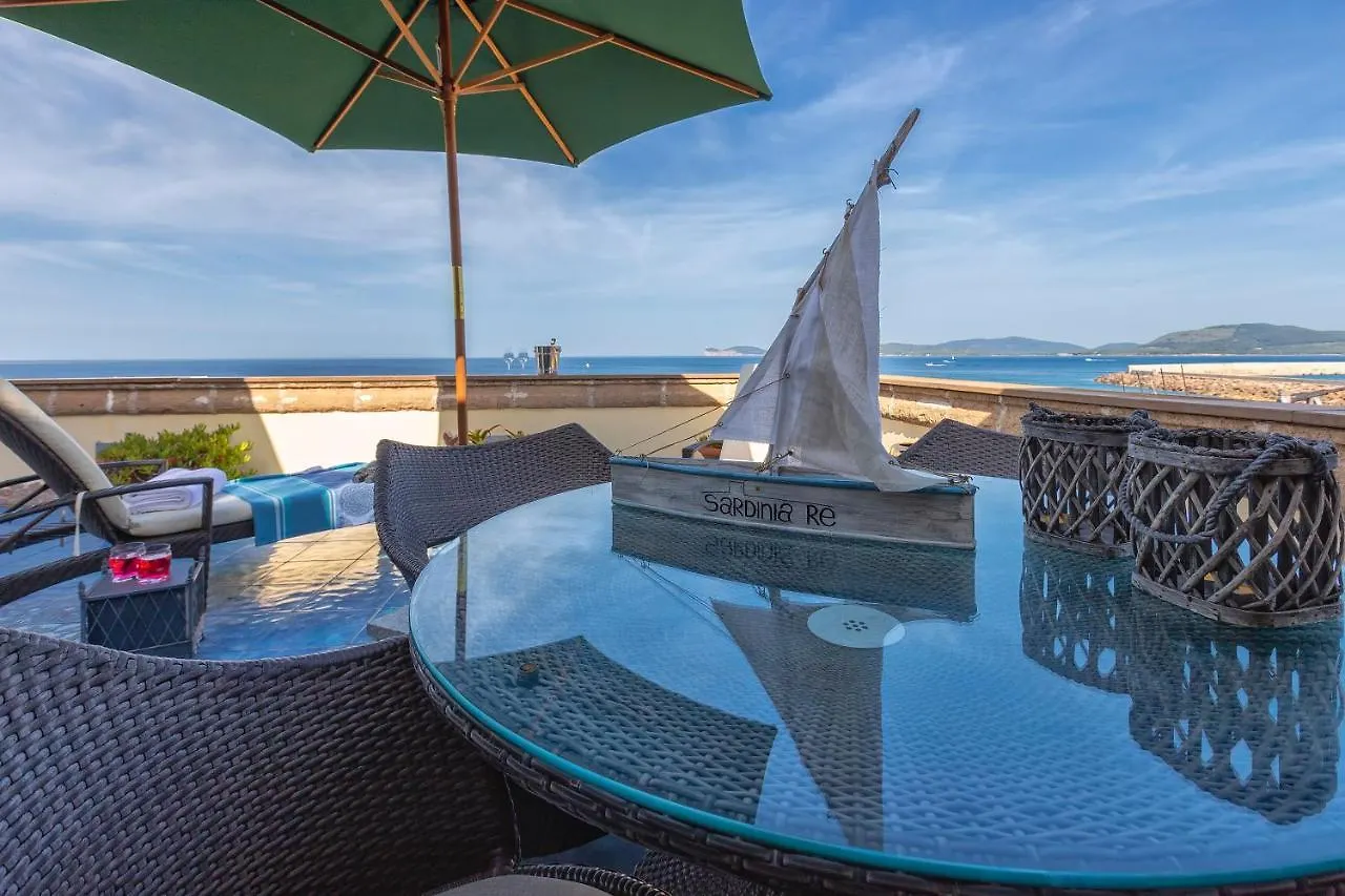 شقة Sardinia Re - Blue Terrace Panoramic Sea View ألغيرو